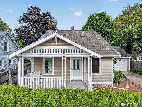 74 Vivian Street Waterford CT 06385