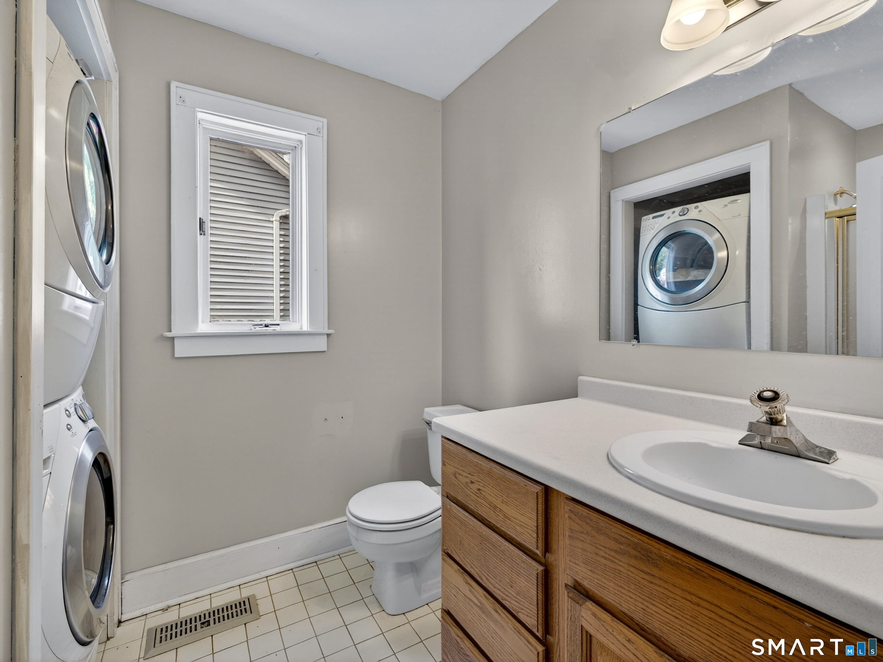 74 Vivian Street Waterford CT 06385