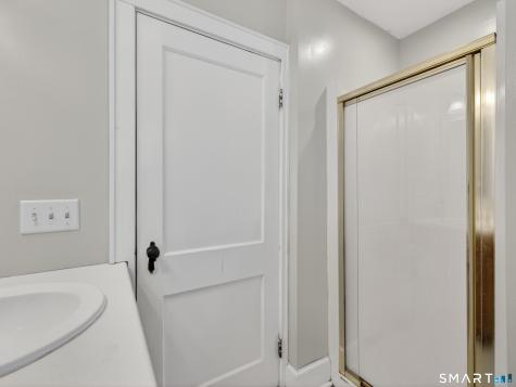 74 Vivian Street Waterford CT 06385