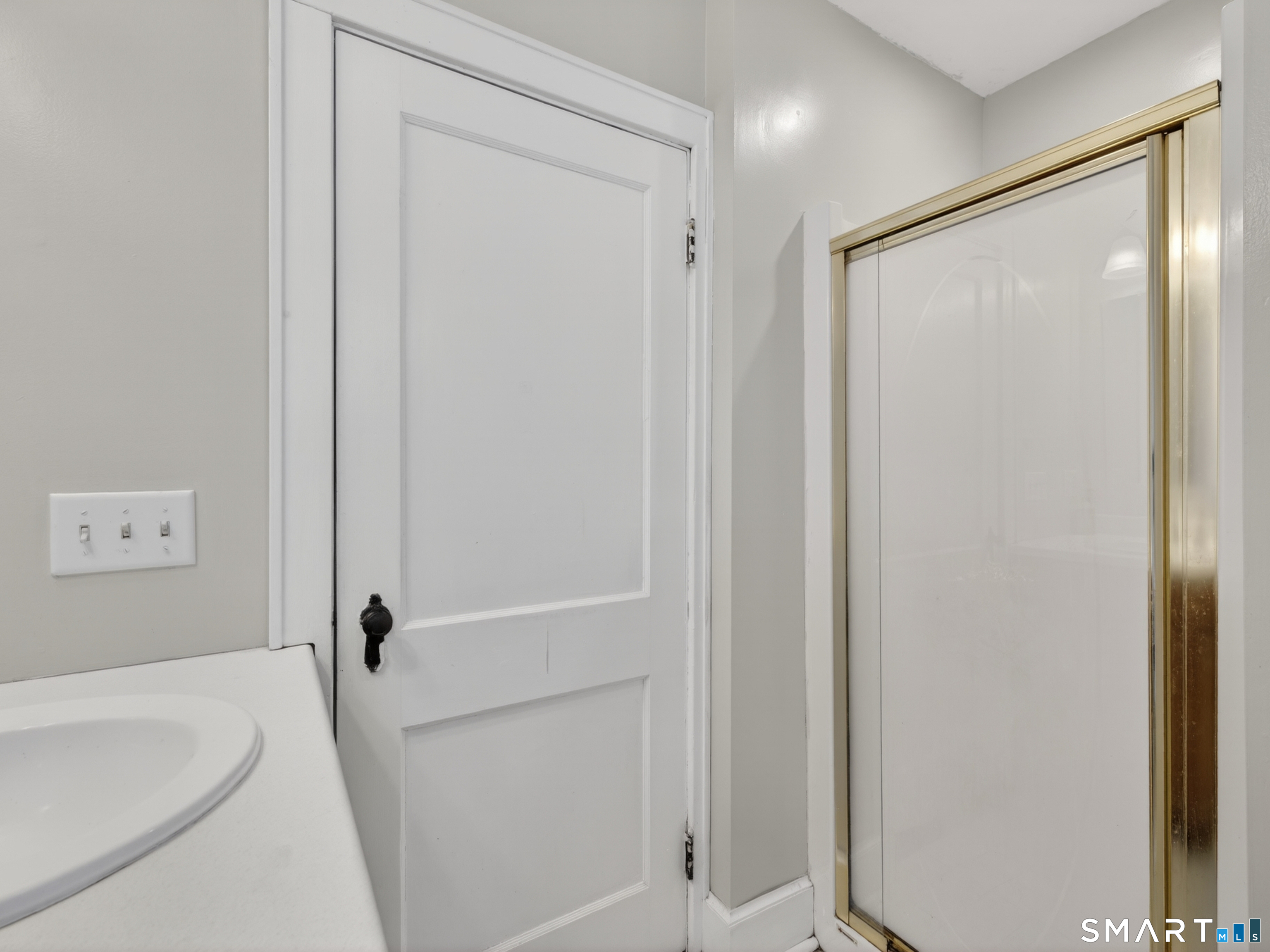 74 Vivian Street Waterford CT 06385