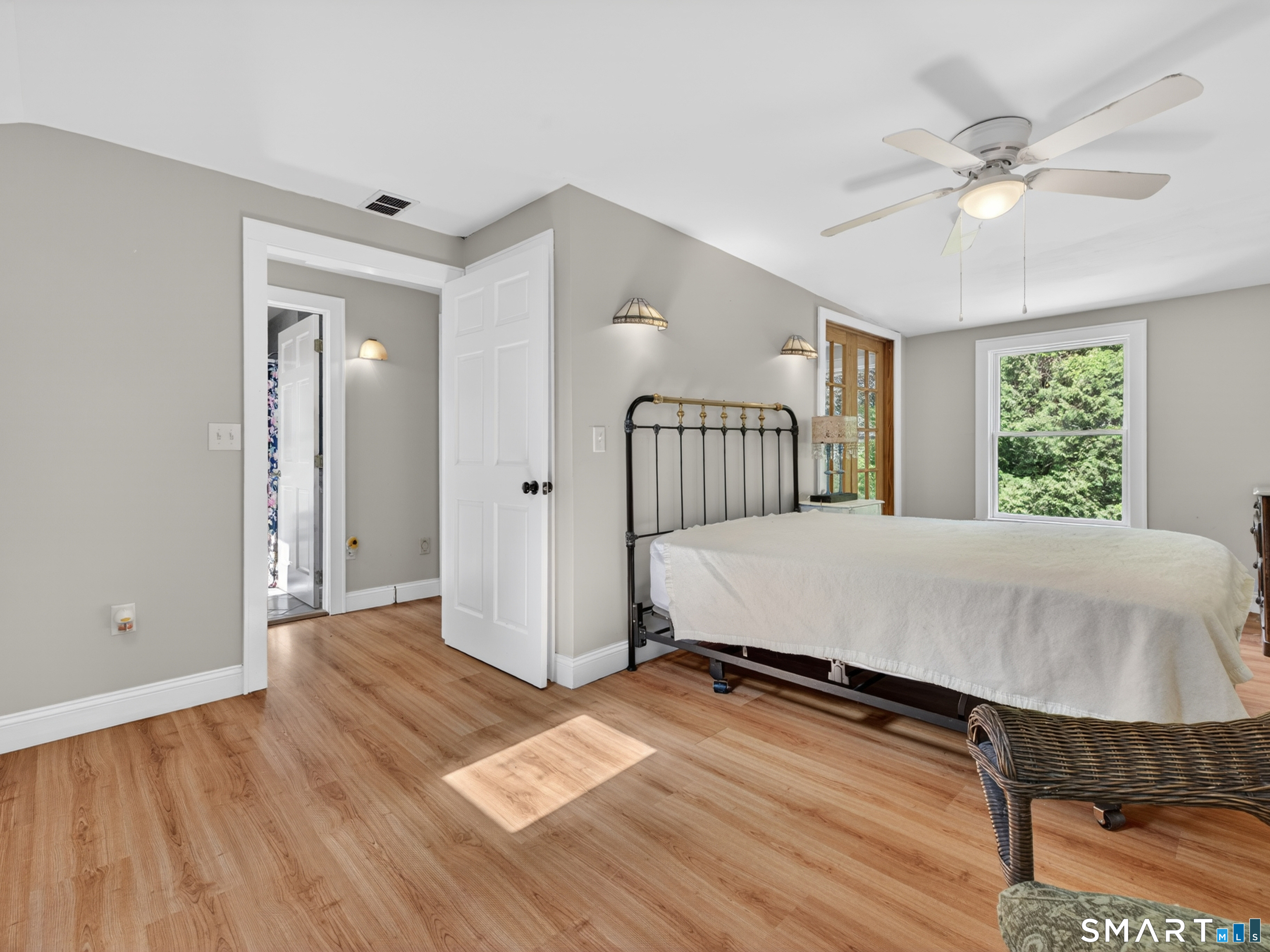 74 Vivian Street Waterford CT 06385