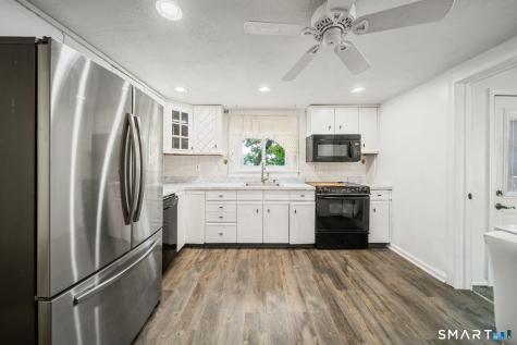 11 Barker Terrace Wolcott CT 06716
