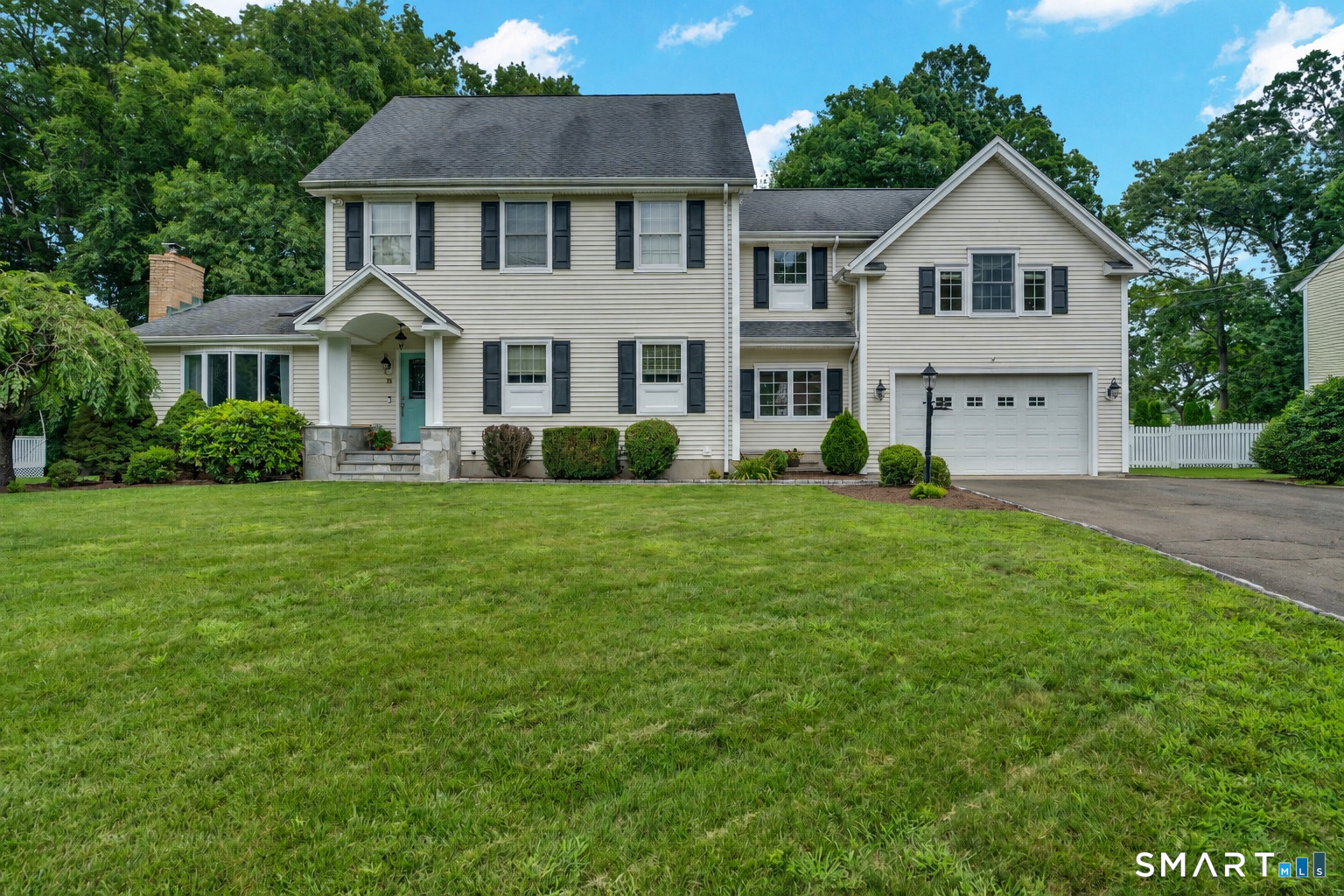 10 Westwood Road Trumbull CT 06611