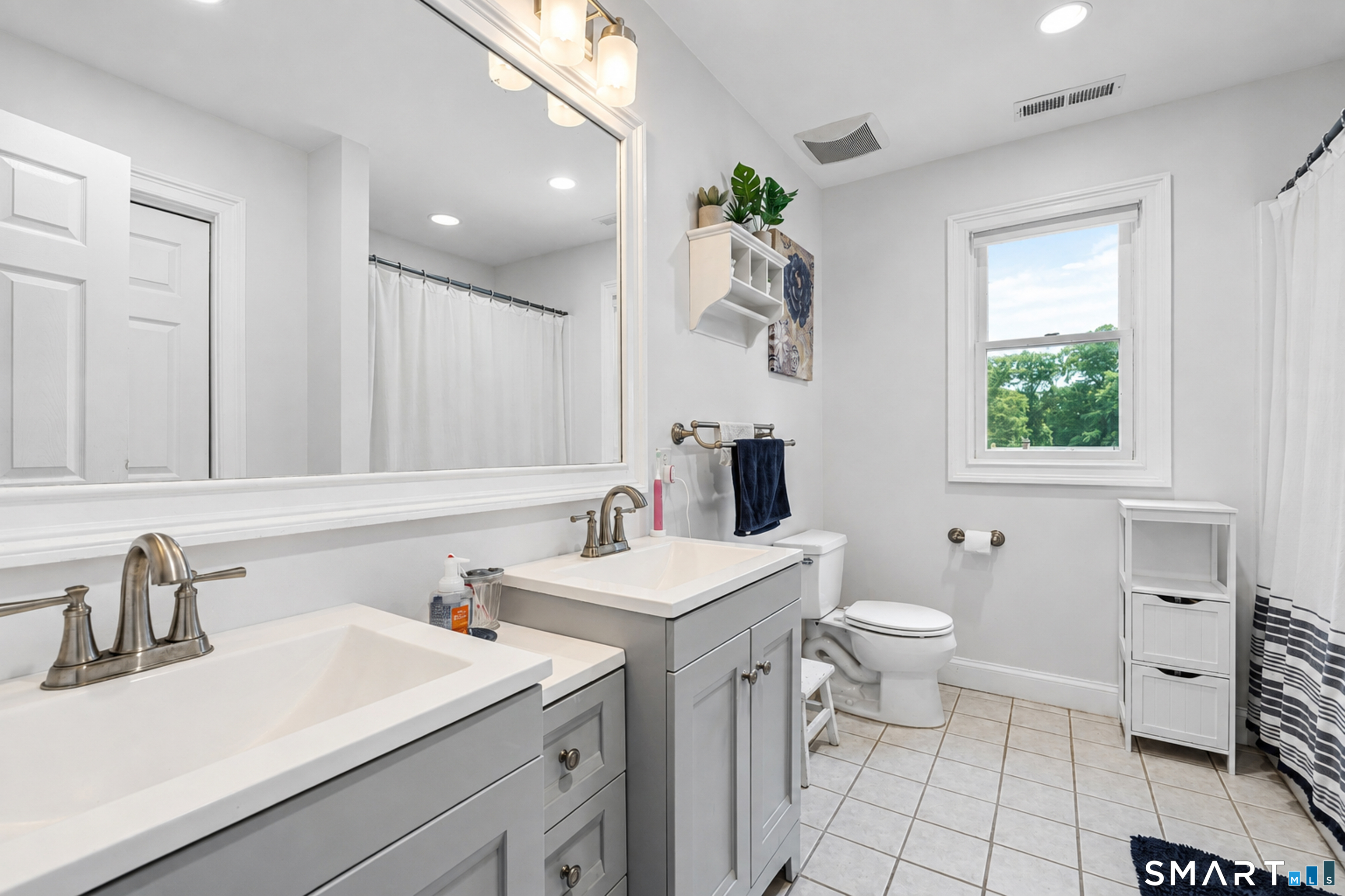 10 Westwood Road Trumbull CT 06611