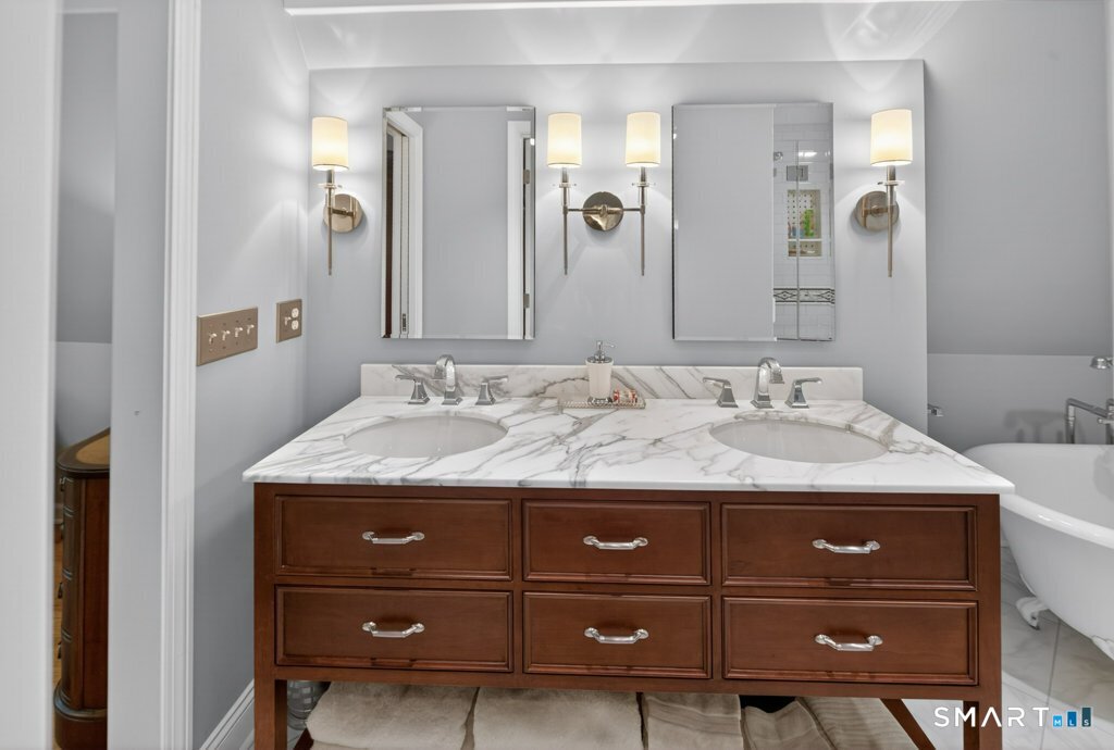 40 Southshire Drive Southington CT 06489
