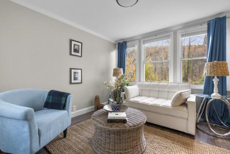 567 Roosevelt Drive Oxford CT 06478