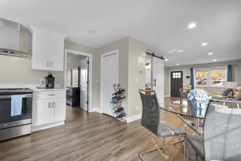 567 Roosevelt Drive Oxford CT 06478