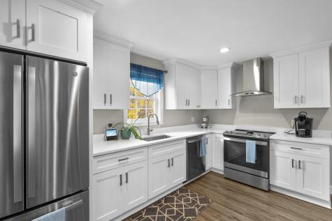 567 Roosevelt Drive Oxford CT 06478