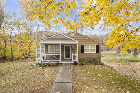 567 Roosevelt Drive Oxford CT 06478