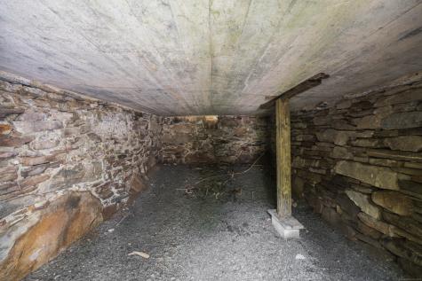 1189 Pequot Trail Stonington CT 06378