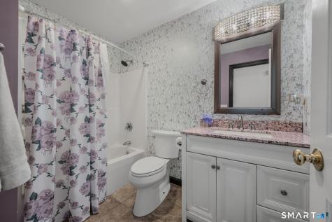 21 Columbus Avenue Griswold CT 06351