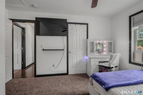 21 Columbus Avenue Griswold CT 06351