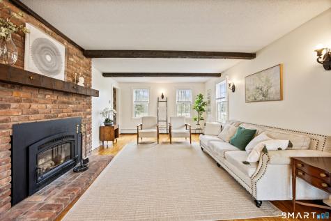 5 Livery Pool Road New Hartford CT 06057