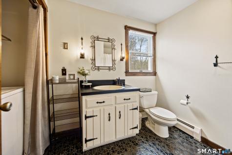 5 Livery Pool Road New Hartford CT 06057