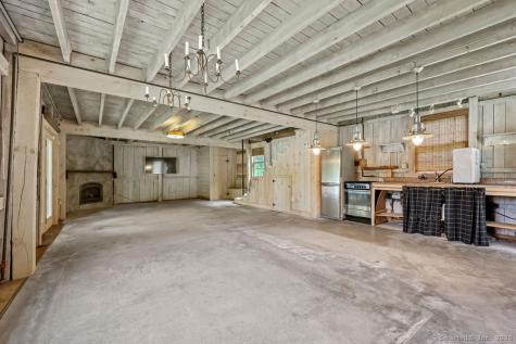 88 Powder Hill Road Middlefield CT 06455