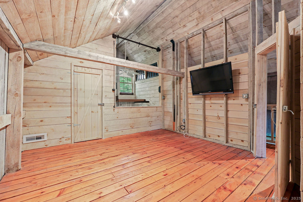 88 Powder Hill Road Middlefield CT 06455
