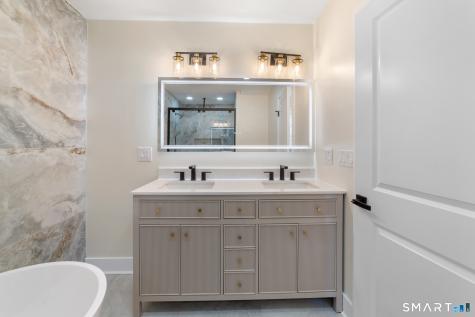 1607 Great Hill Road Guilford CT 06437