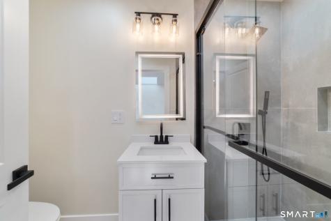 1607 Great Hill Road Guilford CT 06437