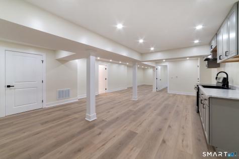1607 Great Hill Road Guilford CT 06437