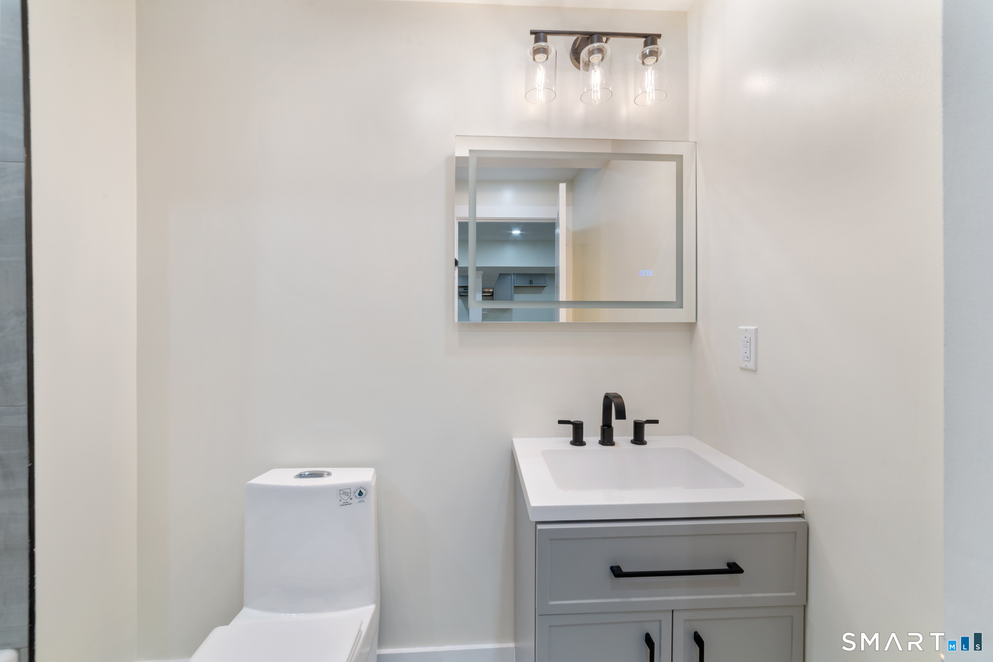 1607 Great Hill Road Guilford CT 06437