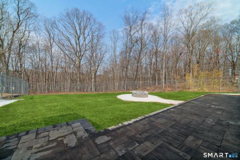 1607 Great Hill Road Guilford CT 06437