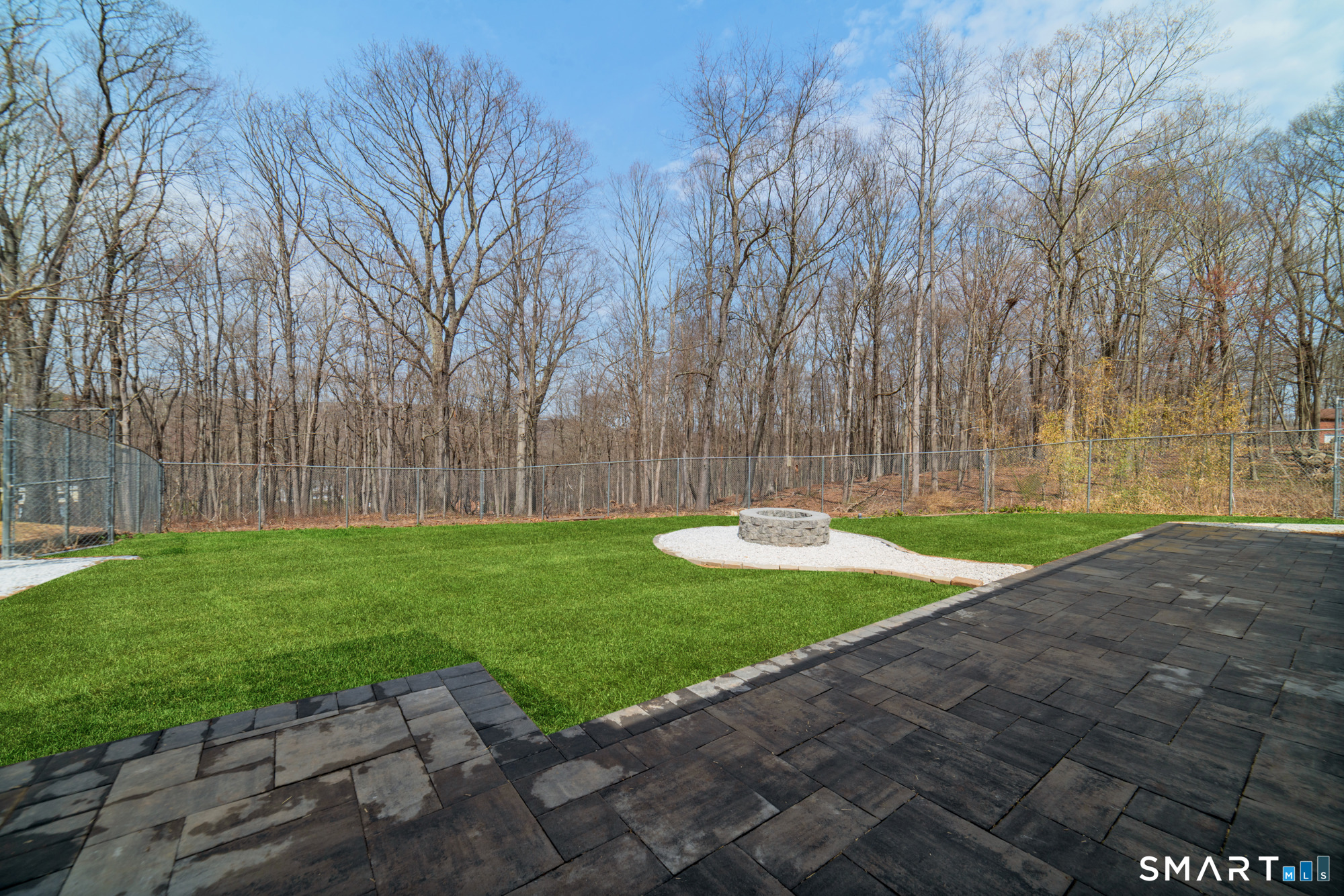 1607 Great Hill Road Guilford CT 06437