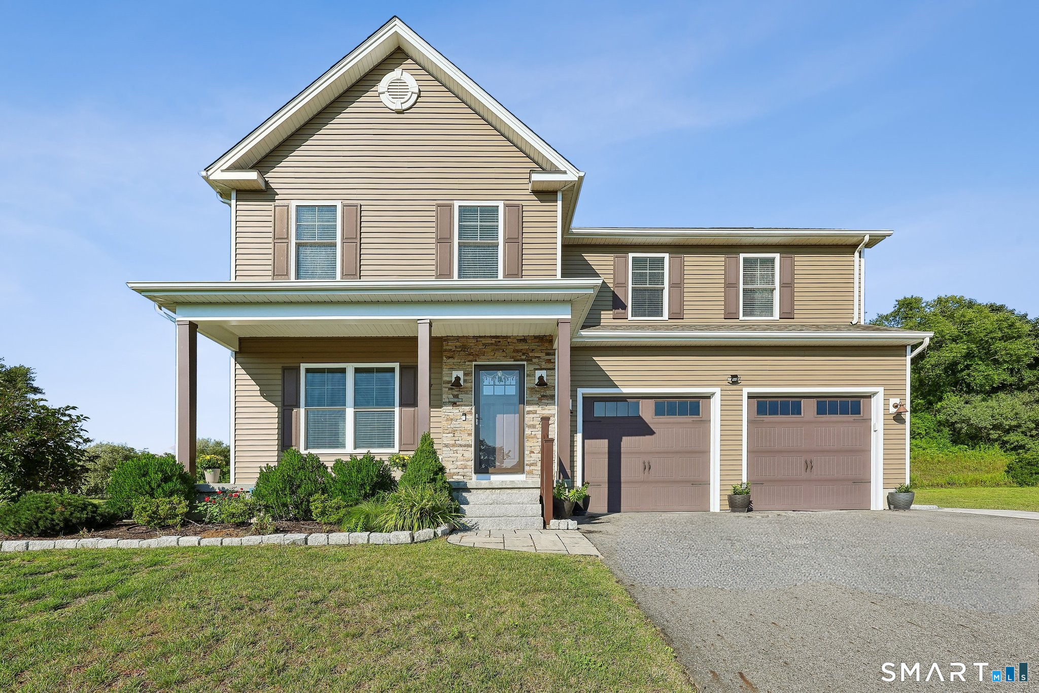 17 Sea View Terrace Waterford CT 06385