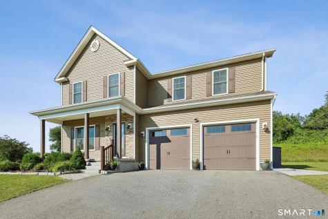 17 Sea View Terrace Waterford CT 06385