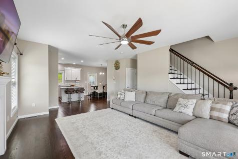 17 Sea View Terrace Waterford CT 06385
