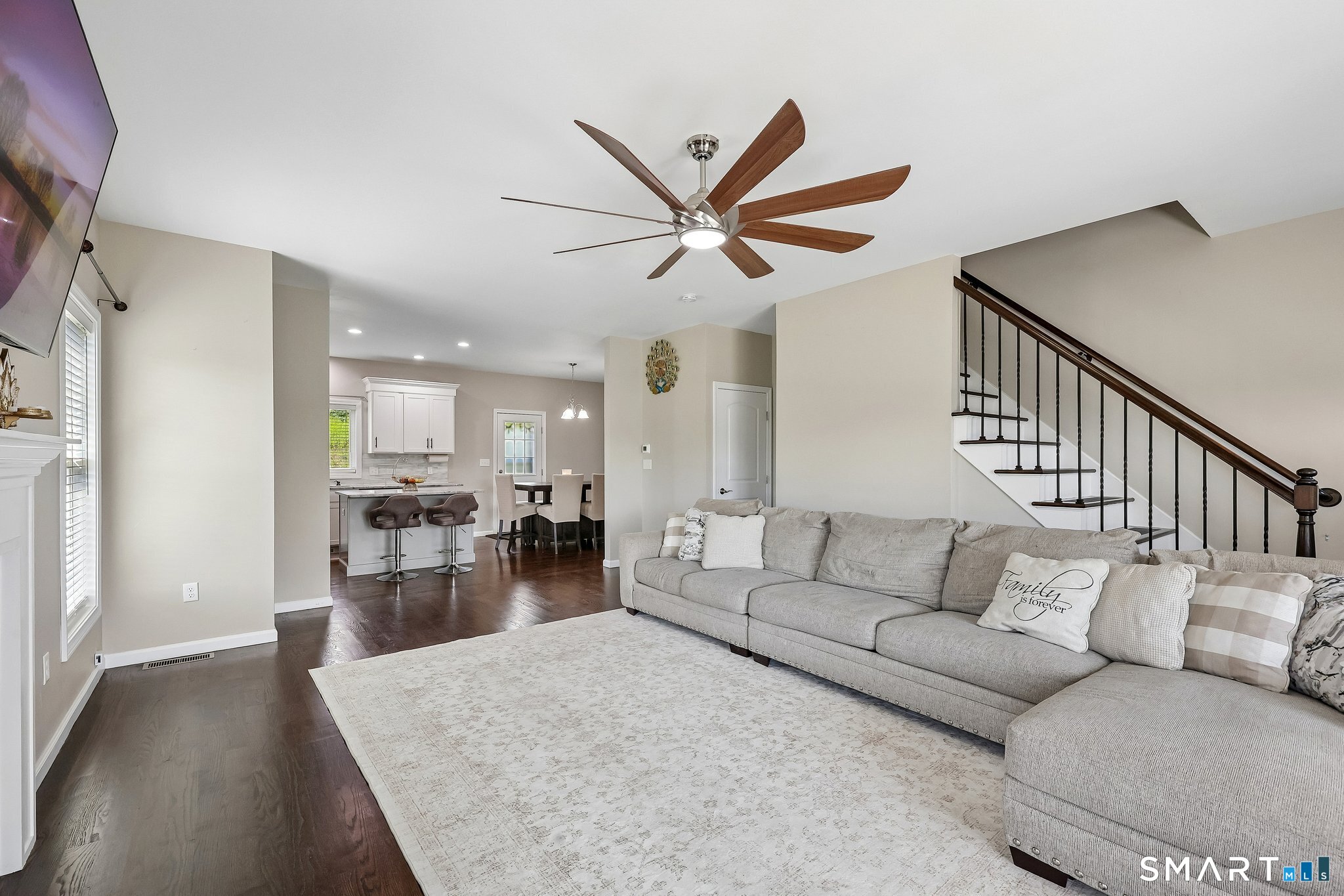 17 Sea View Terrace Waterford CT 06385