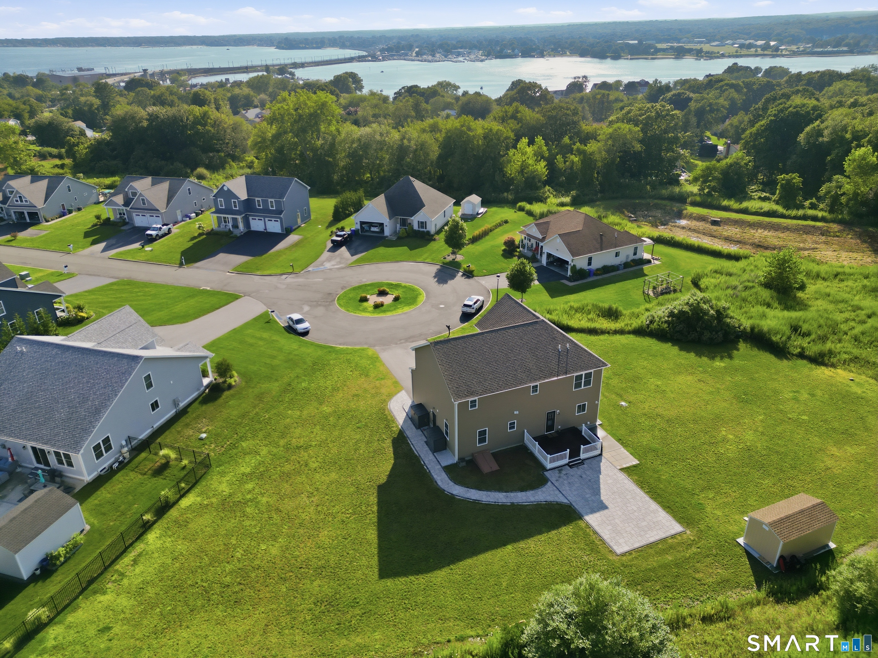 17 Sea View Terrace Waterford CT 06385