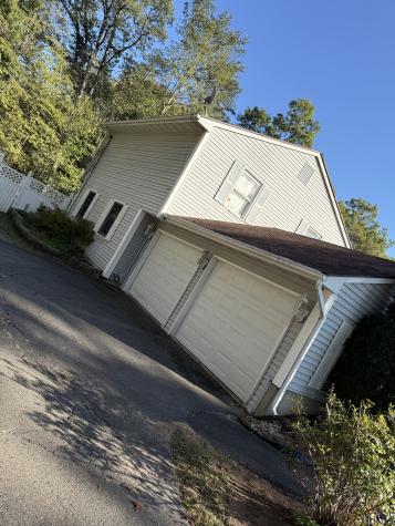 11 Boysen Drive Bloomfield CT 06002