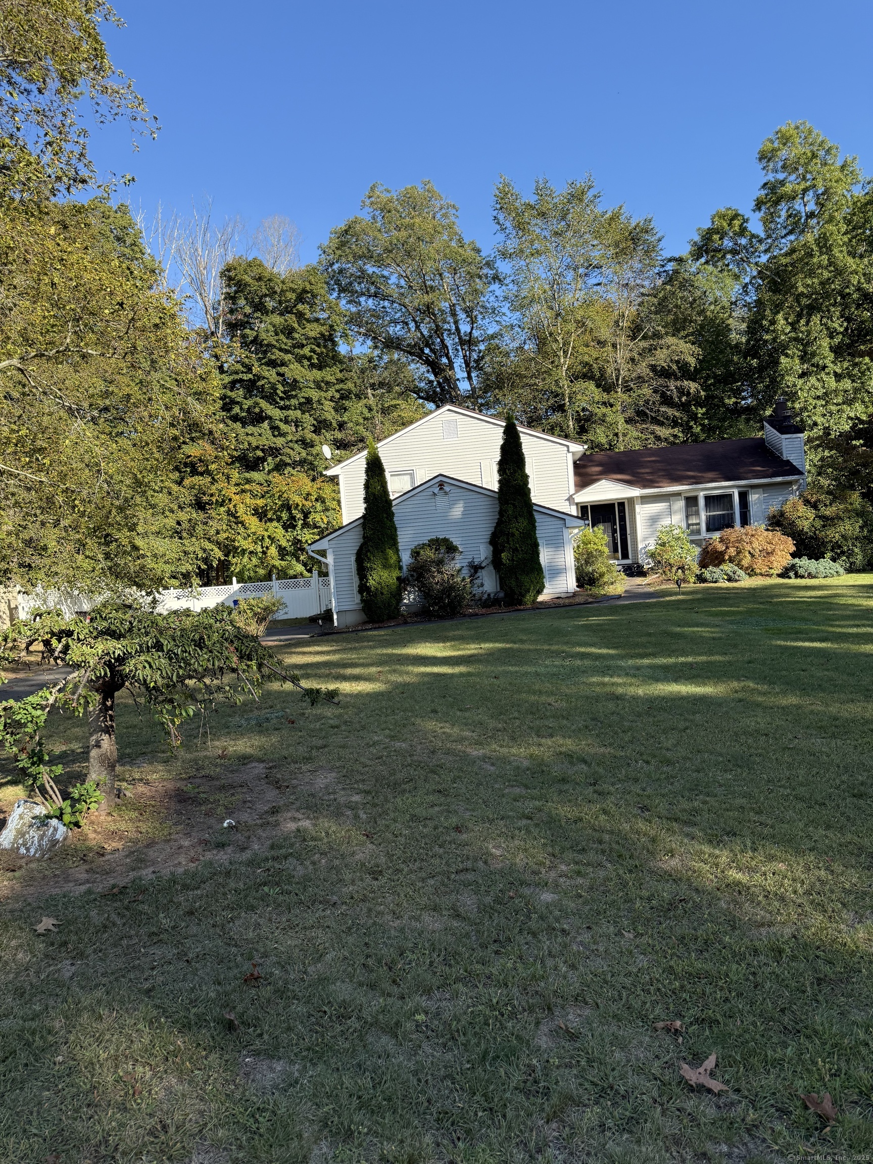 11 Boysen Drive Bloomfield CT 06002