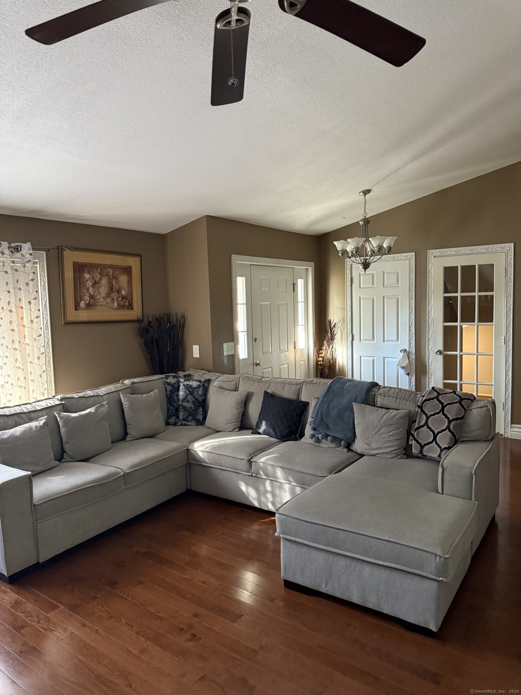 11 Boysen Drive Bloomfield CT 06002