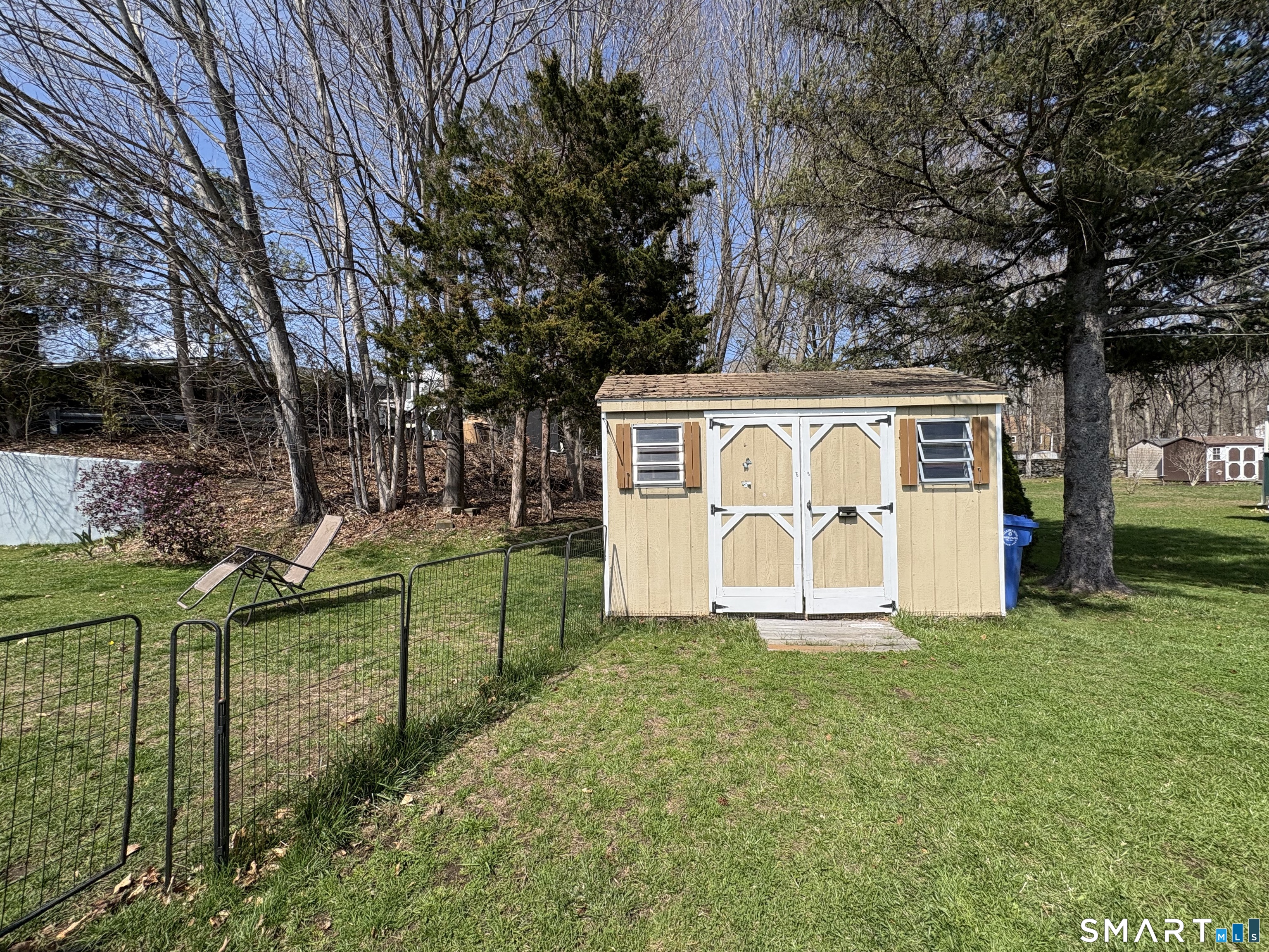 8 Erin Drive Plainfield CT 06374