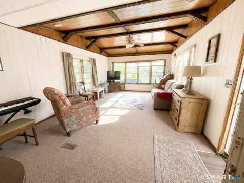 8 Erin Drive Plainfield CT 06374