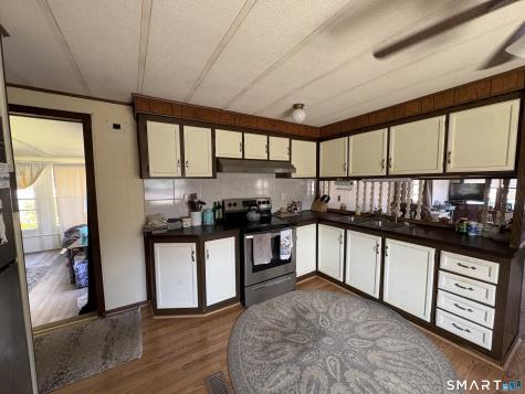 8 Erin Drive Plainfield CT 06374