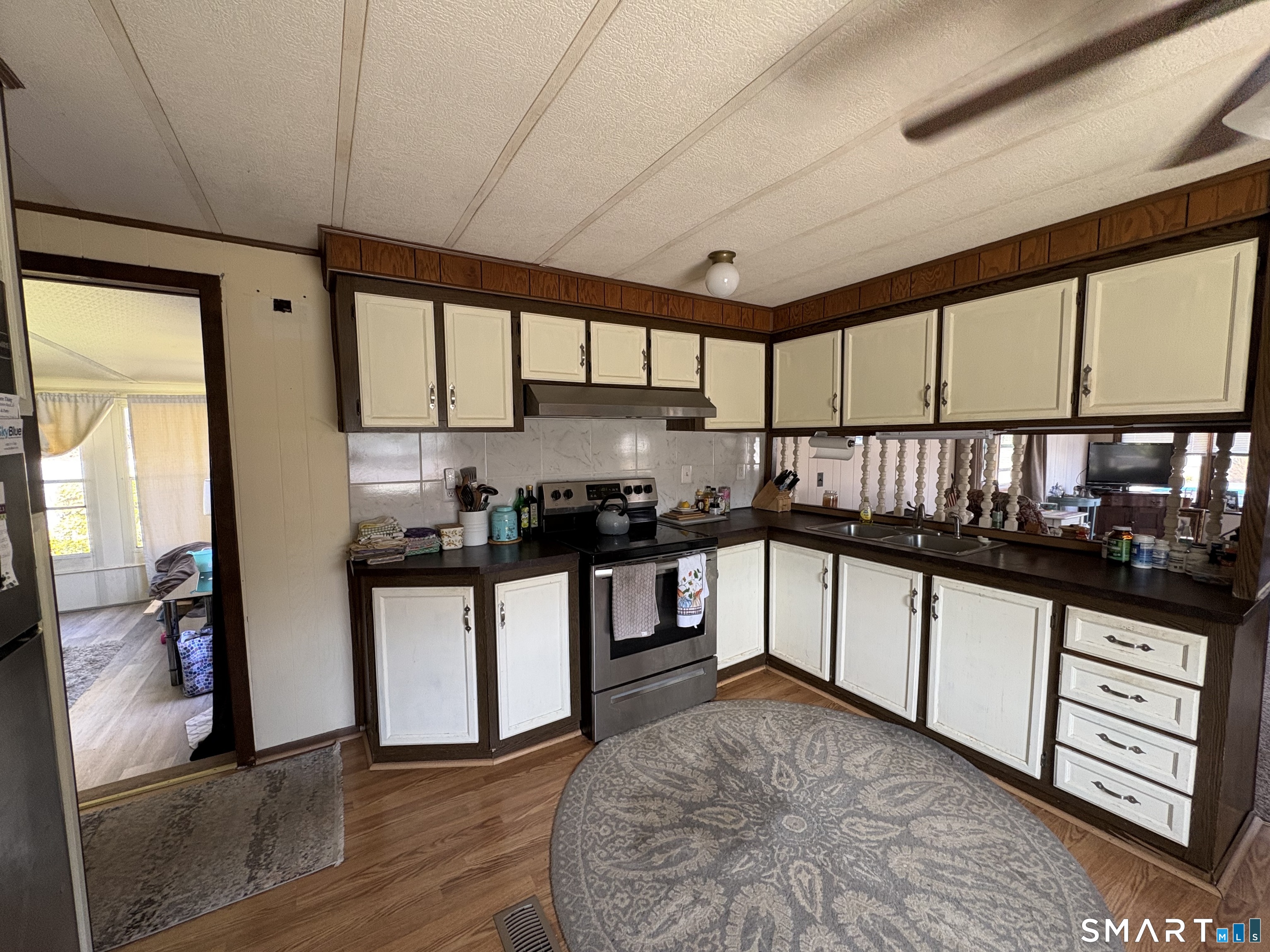 8 Erin Drive Plainfield CT 06374