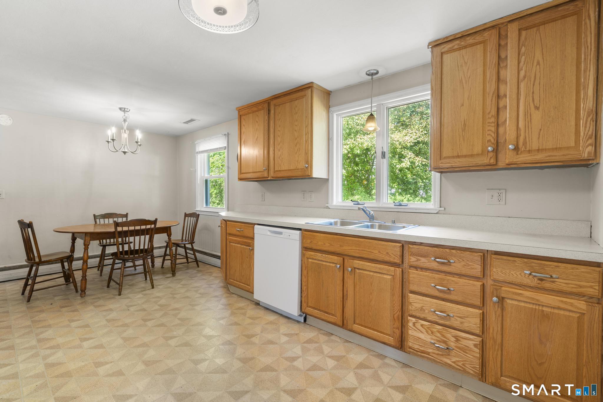 27 Allen Street Enfield CT 06082