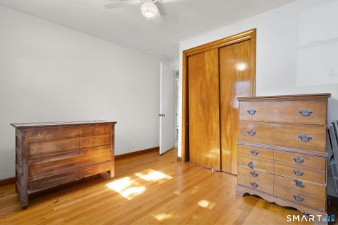 27 Allen Street Enfield CT 06082