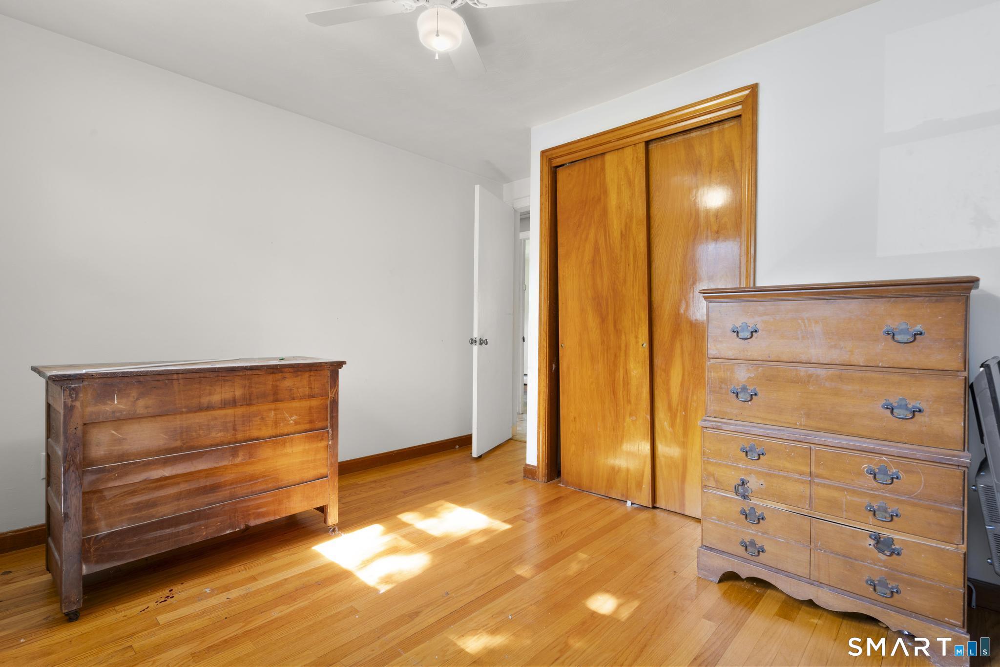 27 Allen Street Enfield CT 06082
