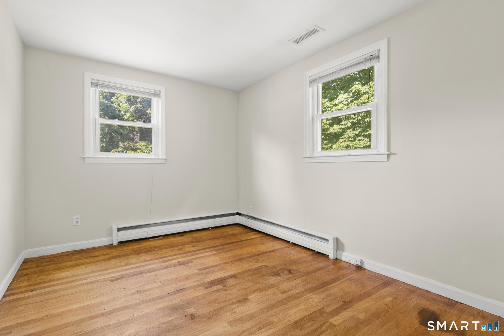 27 Allen Street Enfield CT 06082