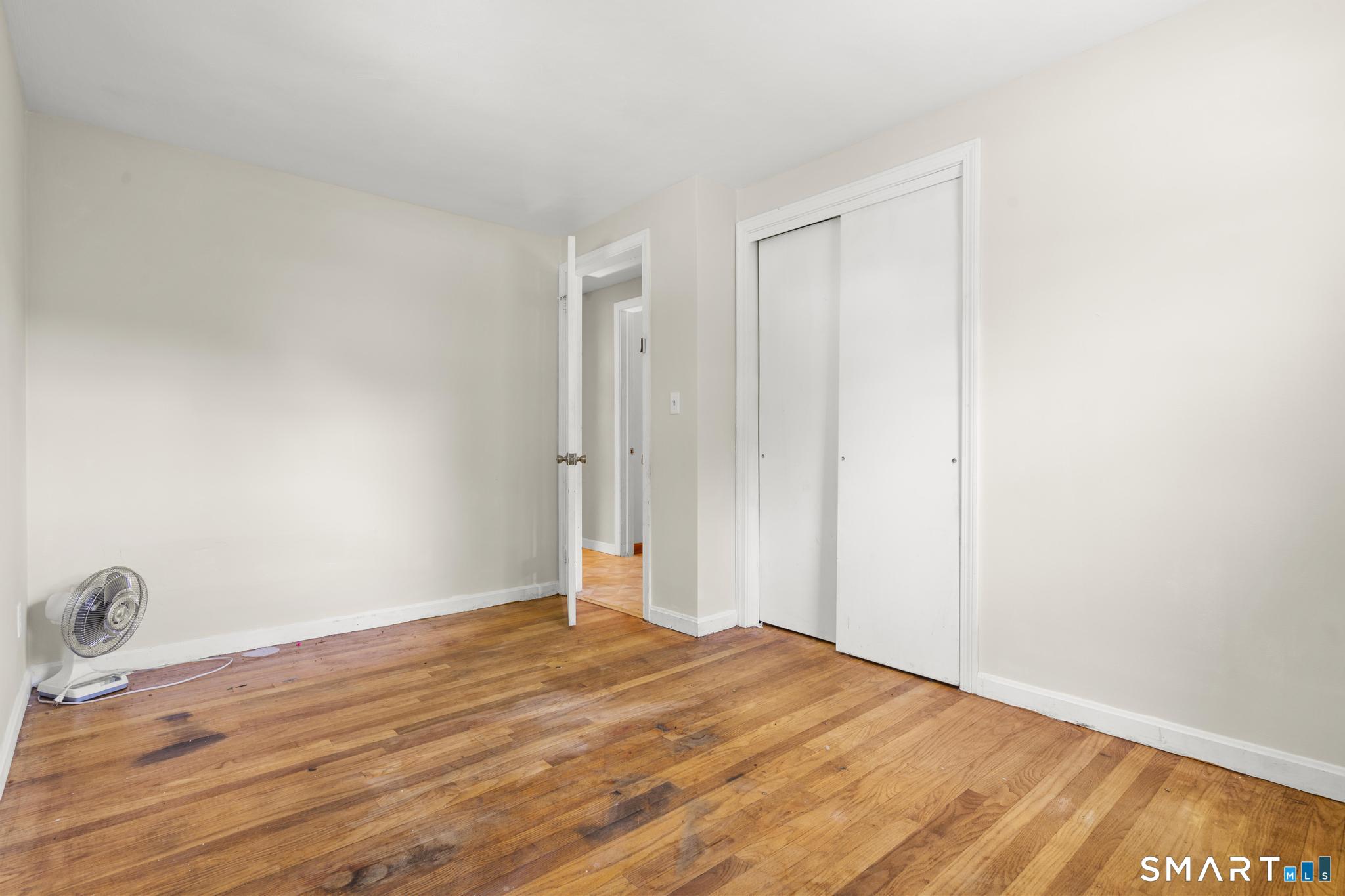 27 Allen Street Enfield CT 06082
