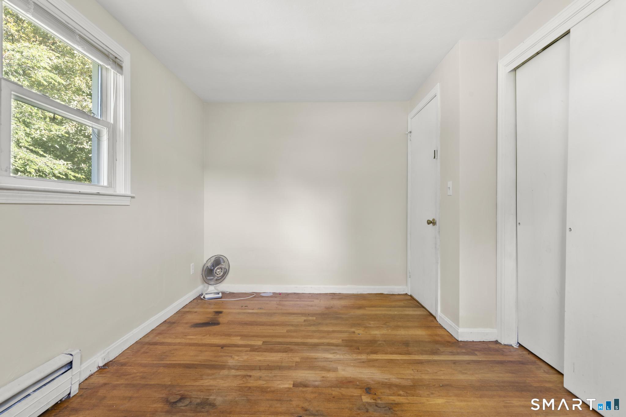 27 Allen Street Enfield CT 06082