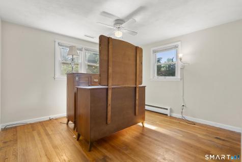 27 Allen Street Enfield CT 06082