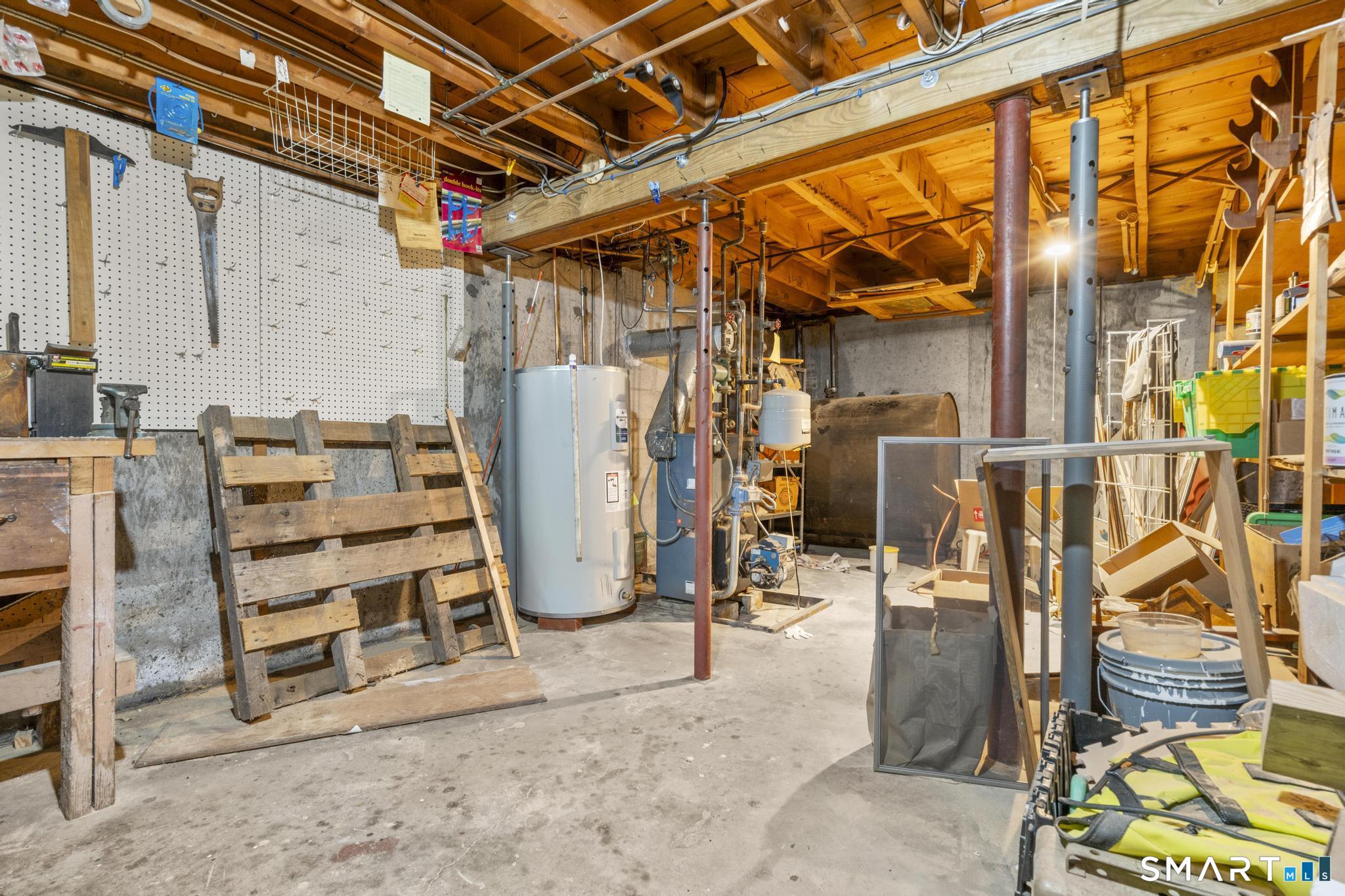 27 Allen Street Enfield CT 06082