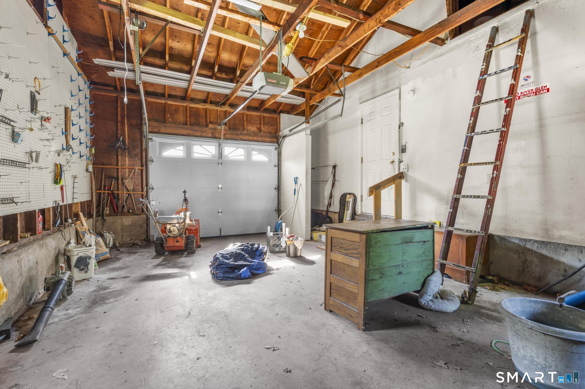 27 Allen Street Enfield CT 06082