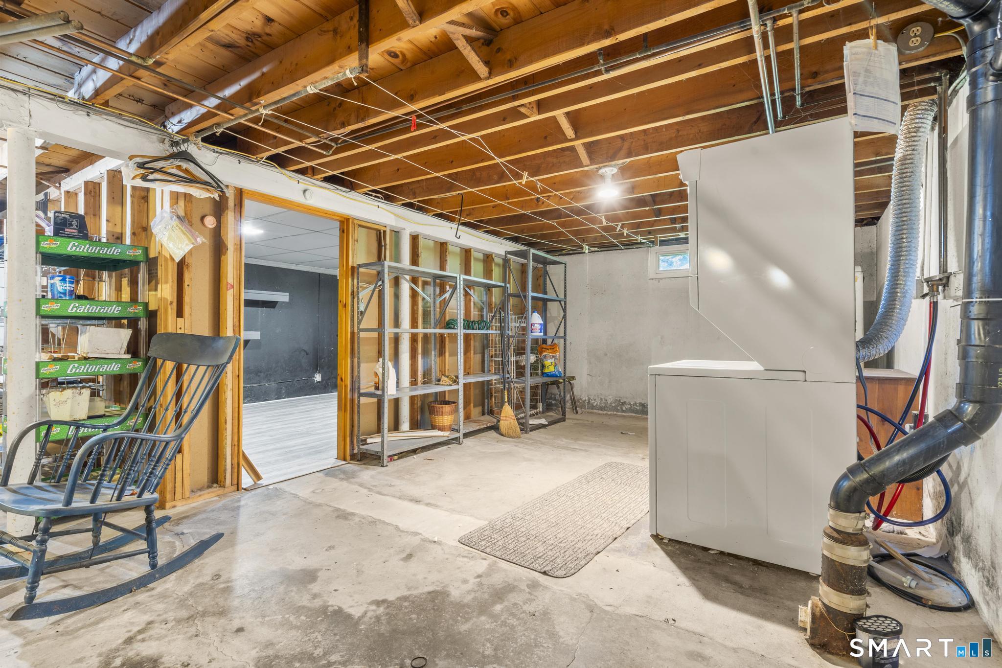 27 Allen Street Enfield CT 06082