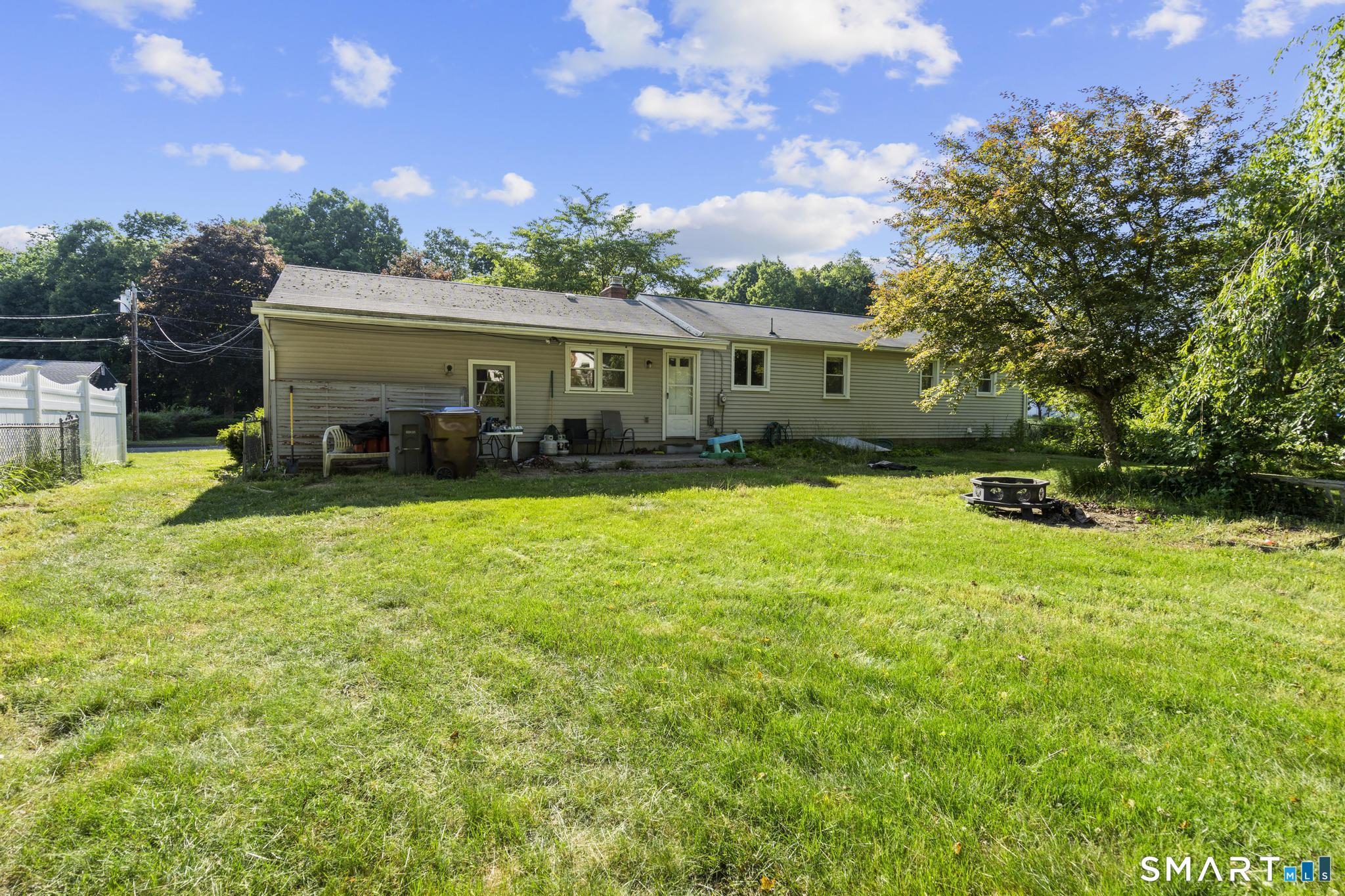 27 Allen Street Enfield CT 06082