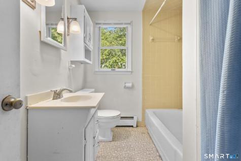 27 Allen Street Enfield CT 06082